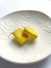 Load image into Gallery viewer, MTO: Clothbound Classic Books