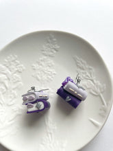 Load image into Gallery viewer, MTO: Speak Now Book Stacks