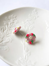 Load image into Gallery viewer, Strawberry Milkshake Button Studs
