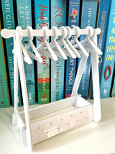 Load image into Gallery viewer, Stud Earring Rail
