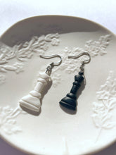 Load image into Gallery viewer, Check &amp; Mate Chess Pieces
