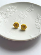 Load image into Gallery viewer, MTO: Daisy Jones and the Six Studs
