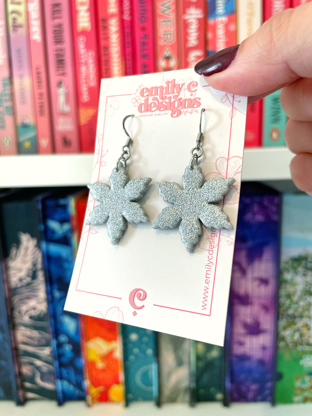 Holographic Snowflakes