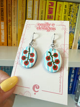 Load image into Gallery viewer, Vintage Tomato Ovals
