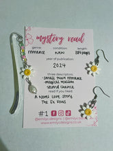 Load image into Gallery viewer, Mystery Reads: Romance
